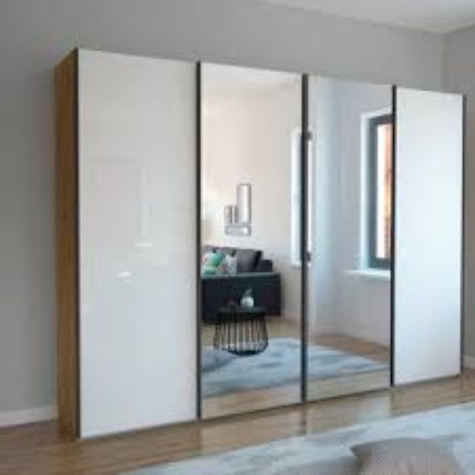 Wiemann Monaco Schweber weiß, Front Spiegel/Glas weiß by Starmöbel – Originalfoto 1