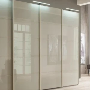 WESTSIDE Schwebetürenschrank 300 × 216 cm Weiß/Glas Champagner/Schwarz – Originalfoto von Starmöbel