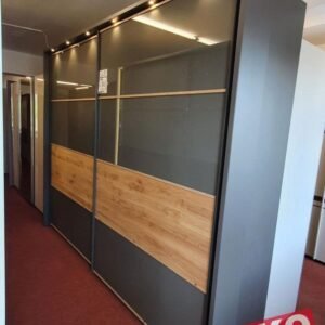 YUKON Schwebetürenschrank 3m Wiemann Ausstellungsstück by NIKO – Produktansicht 1