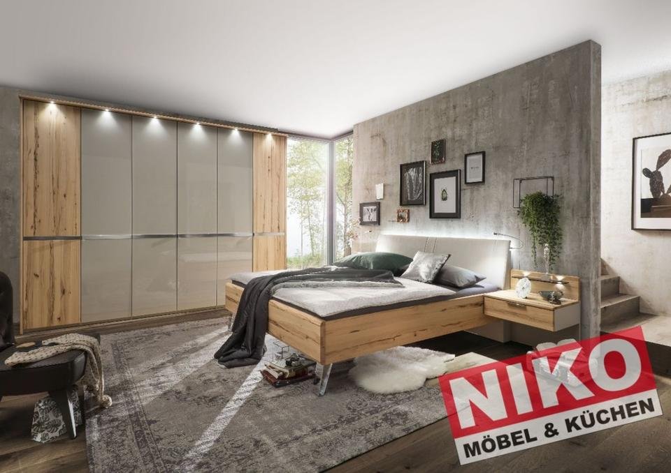 LIVORNO Schlafzimmer-Serie Kernbuche von Wiemann – individuell planbar by NIKO – Produktansicht 1
