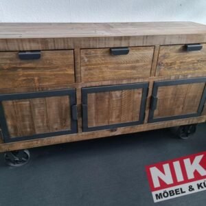 VITAGE Kommode 3türig Eisenrollen Ausstellungsstück by NIKO – Produktansicht 1