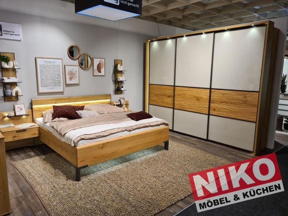 MIAMI Plus Kleiderschrank 3,3m Ausstellungsstück by NIKO – Detailansicht 6