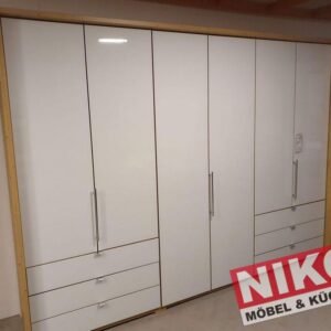 LOFT Kleiderschrank 3m Wiemann Ausstellungsstück by NIKO – Produktansicht 1