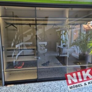 NIKO-253 Kleiderschrank 3m Wiemann Ausstellungsstück by NIKO – Produktansicht 1