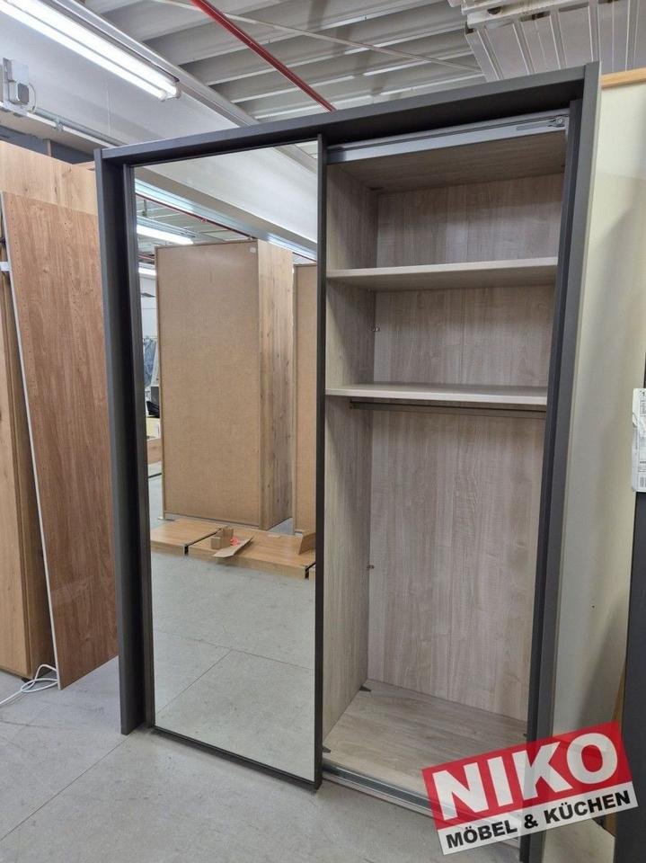 MIAMI Kleiderschrank 1,5m Wiemann Ausstellungsstück by NIKO – Detailansicht 3