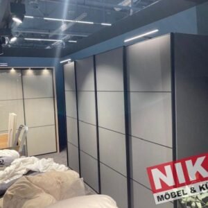 PHÖNIX Kleiderschrank 3,3 Wiemann Ausstellungsstück by NIKO – Produktansicht 1