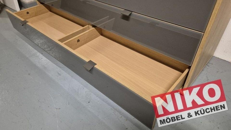 NIKO-1208 Kommode Wiemann Ausstellungsstück by NIKO – Detailansicht 3