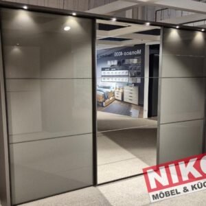 PHOENIX Kleiderschrank 3m Ausstellungsstück by NIKO – Produktansicht 1