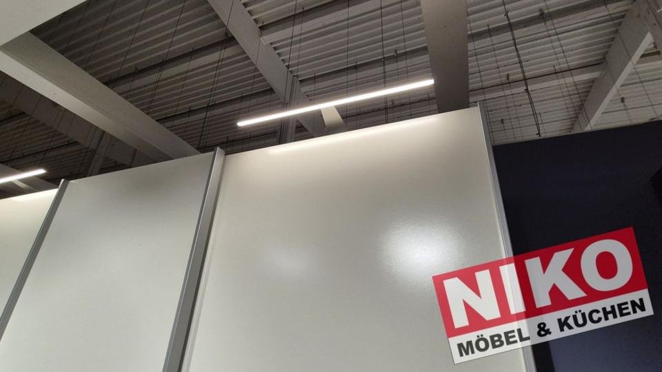 PHÖNIX Kleiderschrank 2,5m Wiemann Ausstellungsstück by NIKO – Detailansicht 2