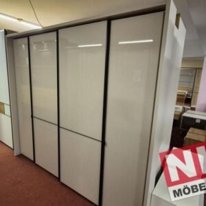 SAN ANTONIO Kleiderschrank 2,5m Wiemann Ausstellungsstück by NIKO – Produktansicht 1
