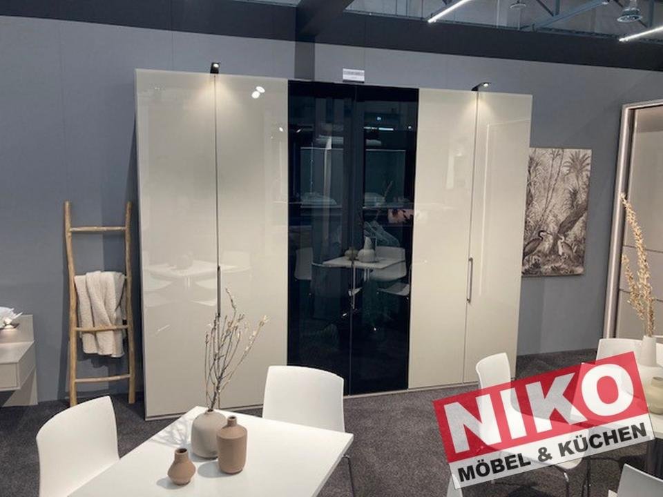DUBAI Drehtürenschrank 300 cm Champagner/Rauchglas – Produktansicht 1