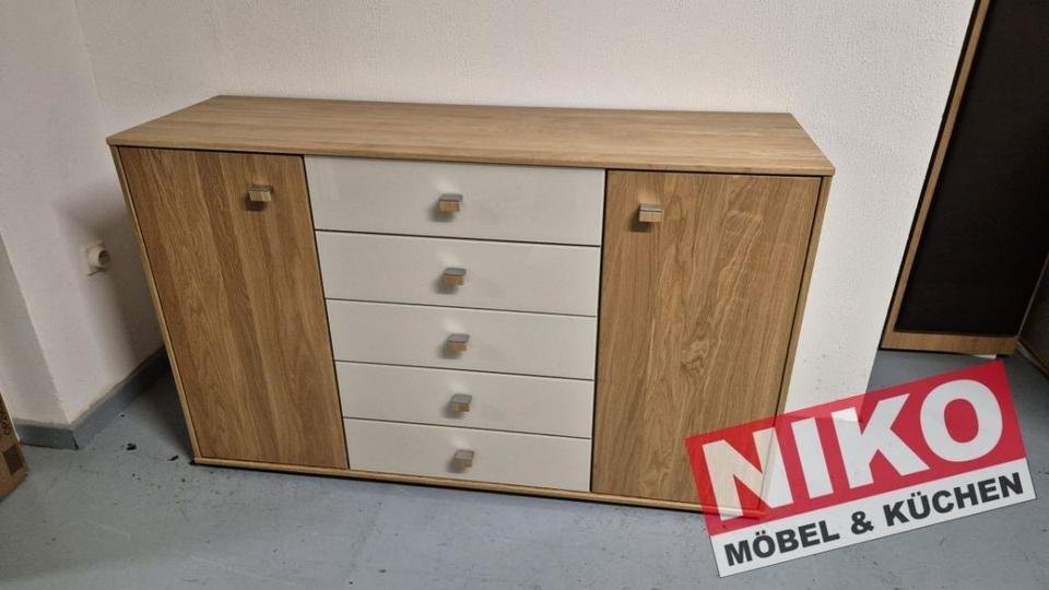 KIRUNA Kombikommode 141 cm Eiche/Glas Champagner – Produktansicht 1