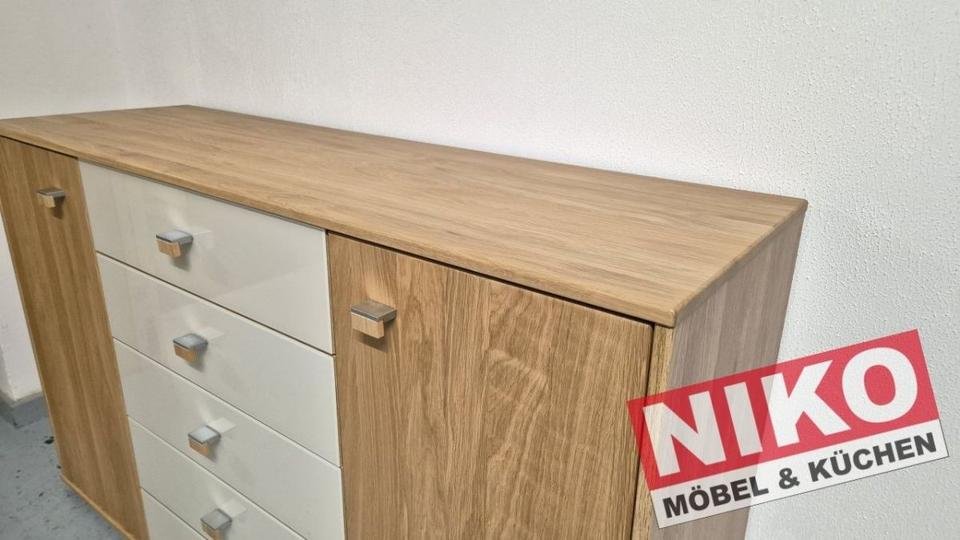 Kiruna Kombikommode 141 cm Eiche/Glas Champagner – als Ausstellungsstück von Wiemann by NIKO