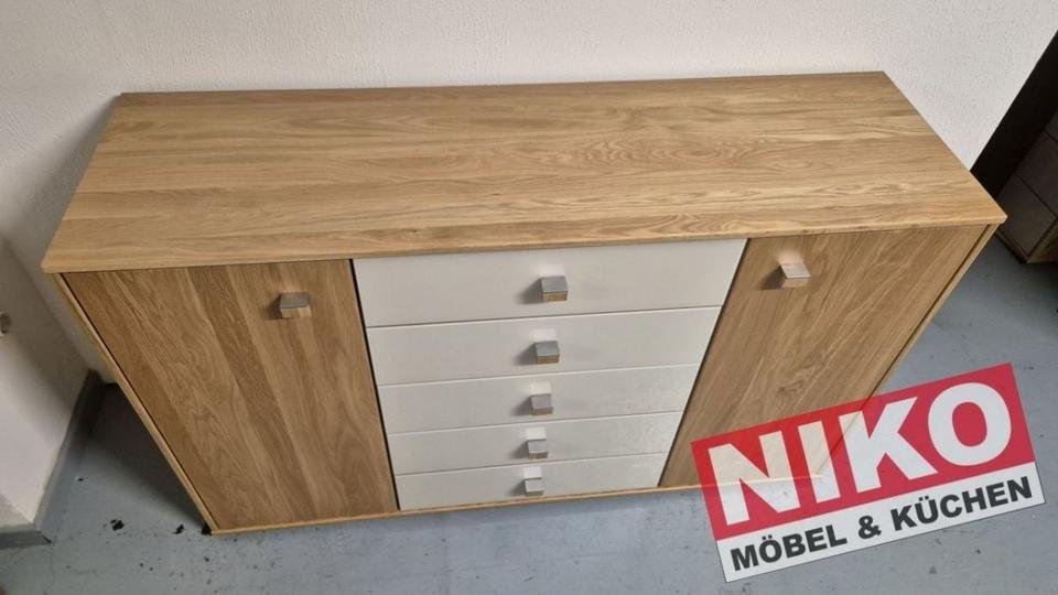 Kiruna Kombikommode 141 cm Eiche/Glas Champagner – als Ausstellungsstück von Wiemann by NIKO