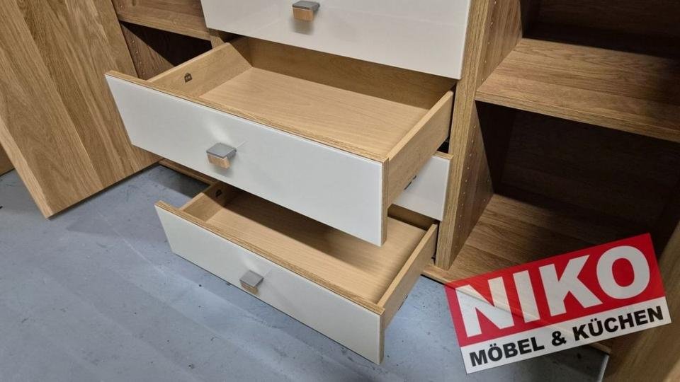 Kiruna Kombikommode 141 cm Eiche/Glas Champagner – als Ausstellungsstück von Wiemann by NIKO