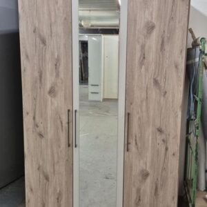 VILLACH Kleiderschrank 1,5m Wiemann Ausstellungsstück by NIKO – Produktansicht 1