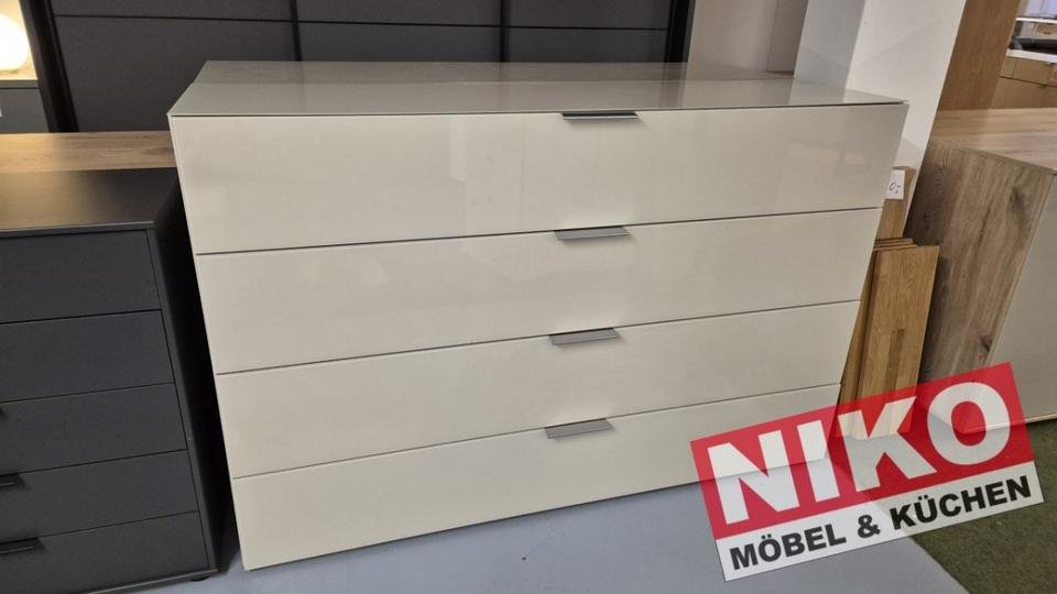 COMO Schubkastenkommode 160 cm Glas Champagner von Wiemann – Produktansicht 1
