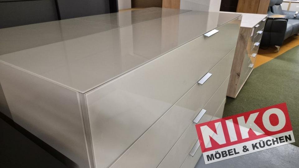 COMO Schubkastenkommode 160 cm Glas Champagner von Wiemann – Detailansicht 2