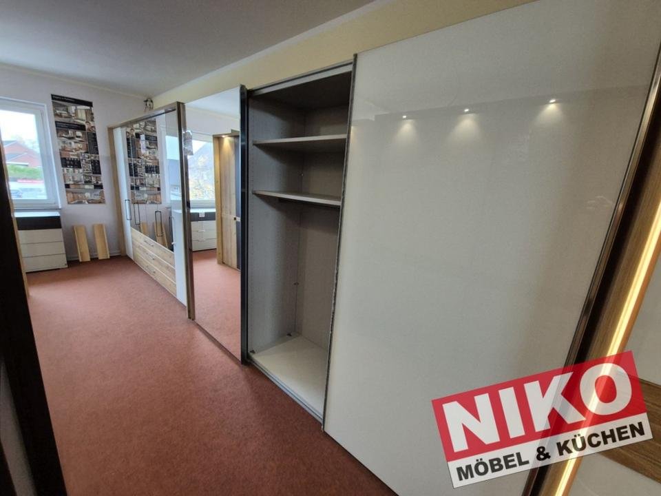 MALIBU Kleiderschrank 3m Ausstellungsstück by NIKO – Detailansicht 3