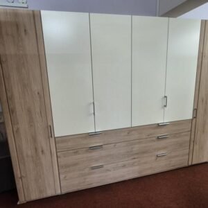 NIKO-1709 Kleiderschrank 3m Wiemann Ausstellungsstück by NIKO – Produktansicht 1