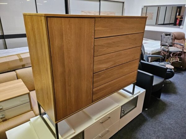 Wiemann Kommode Eiche Teilmassiv Neu Ausstellungsstück by Starmöbel – Originalfoto